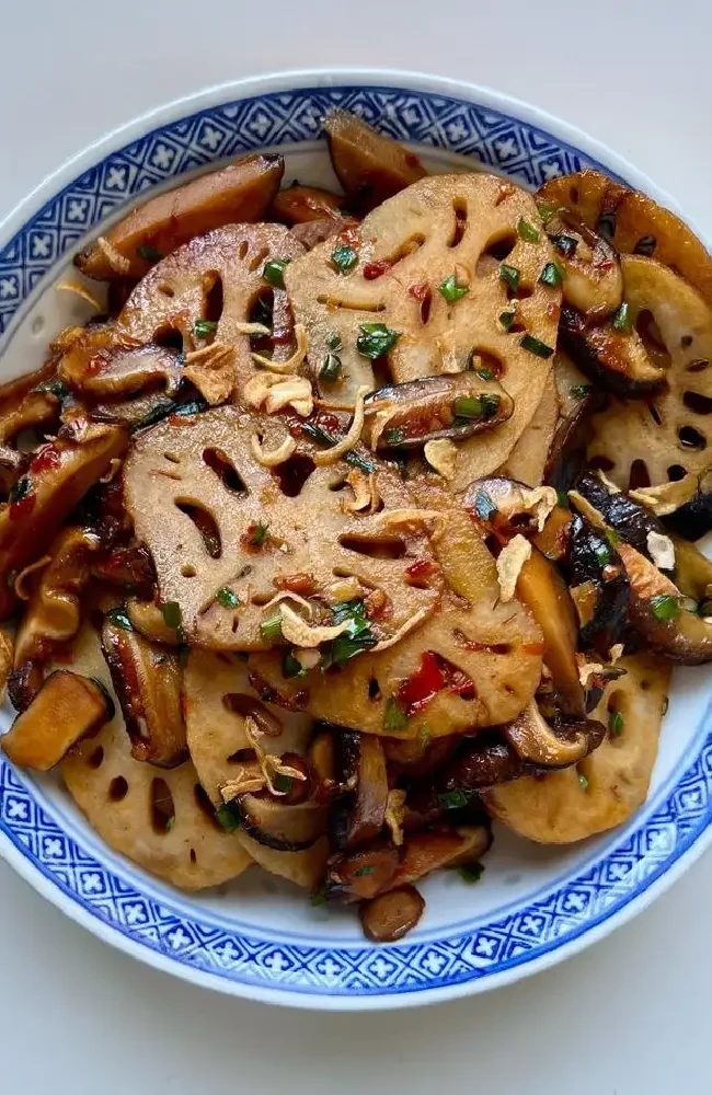 recipe Chilli Bean Lotus Root and Mushroom Stir-Fry